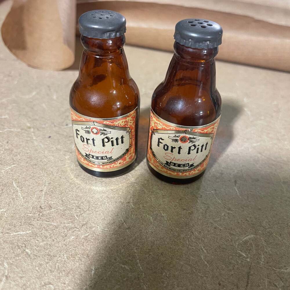 Vintage Fort Pitt Special Beer Salt and Pepper Shakers